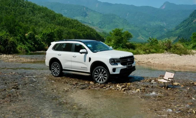 Ford Việt Nam thay động cơ bi-turbo bằng turbo đơn: Lý do và lợi ích