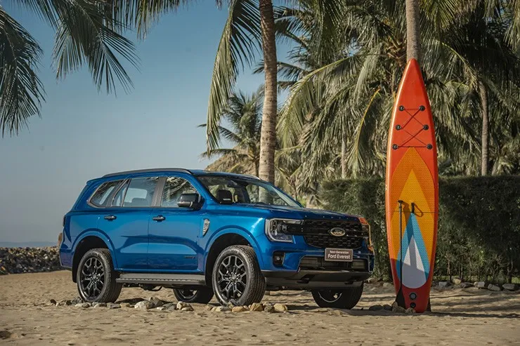 Giá xe Ford Everest tháng 5/2026: Niêm yết & Lăn bánh chi tiết