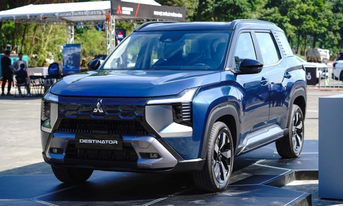 Mitsubishi Xpander giảm sâu, loạt xe khác ưu đãi lớn tháng 6