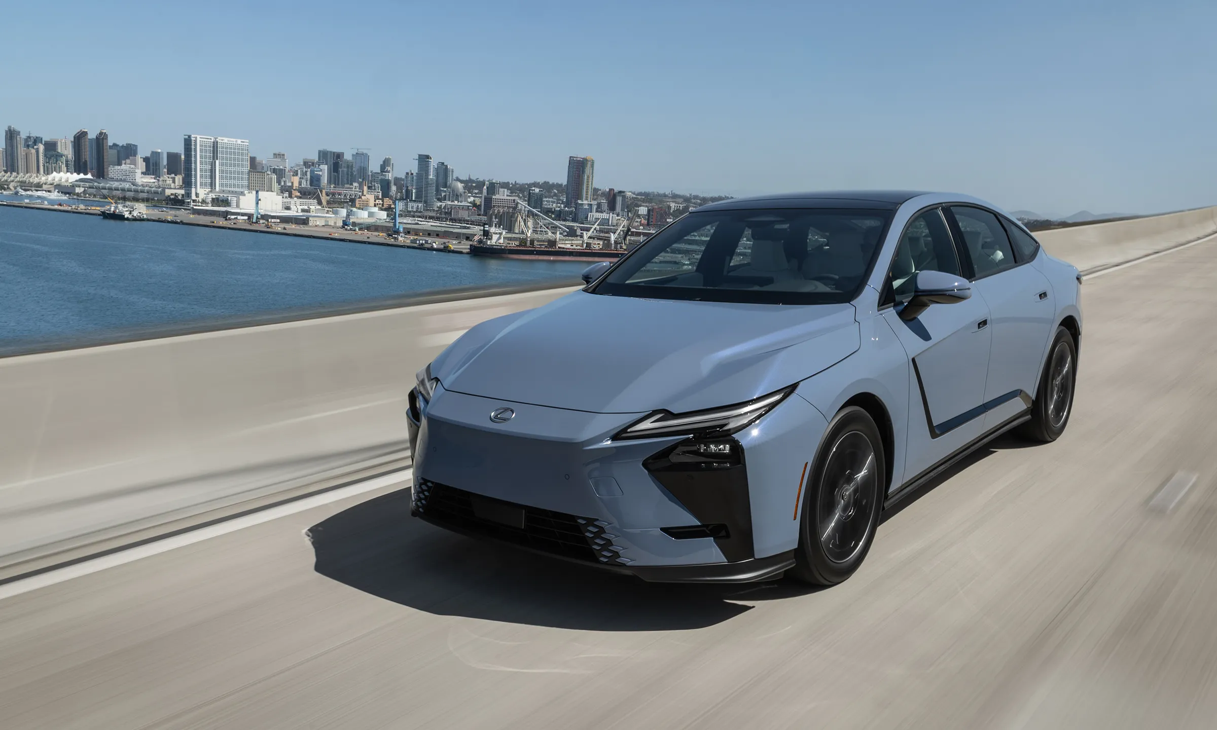 Lexus ES 2026: Tuyên ngôn tự do, lột xác ngoạn mục