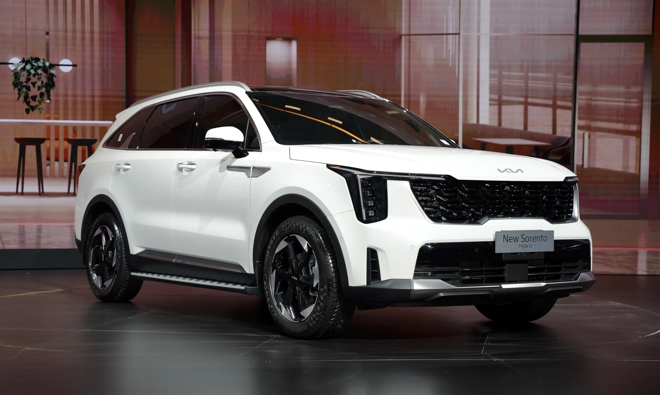 Kia Sorento Hybrid 2026: Thiết kế mới, động cơ mạnh mẽ, giá chờ công bố