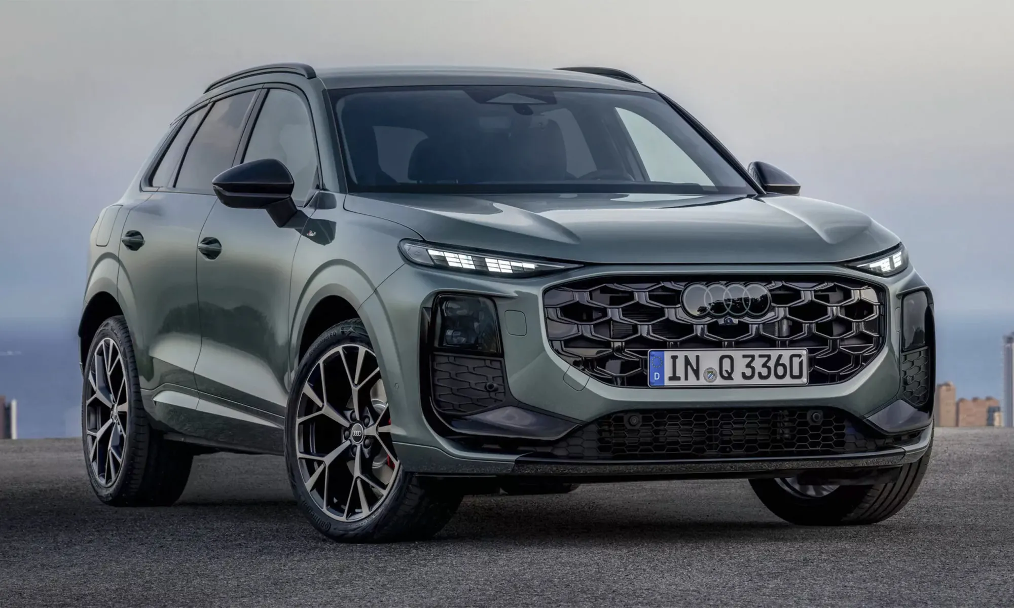 Audi Q3, Q5 thế hệ mới sắp ra mắt Việt Nam: Lột xác công nghệ