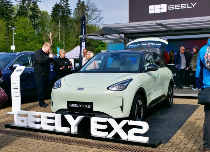 Chủ tịch Geely: Xe hơi không phải 'đồ ăn nhanh', không thể làm ẩu