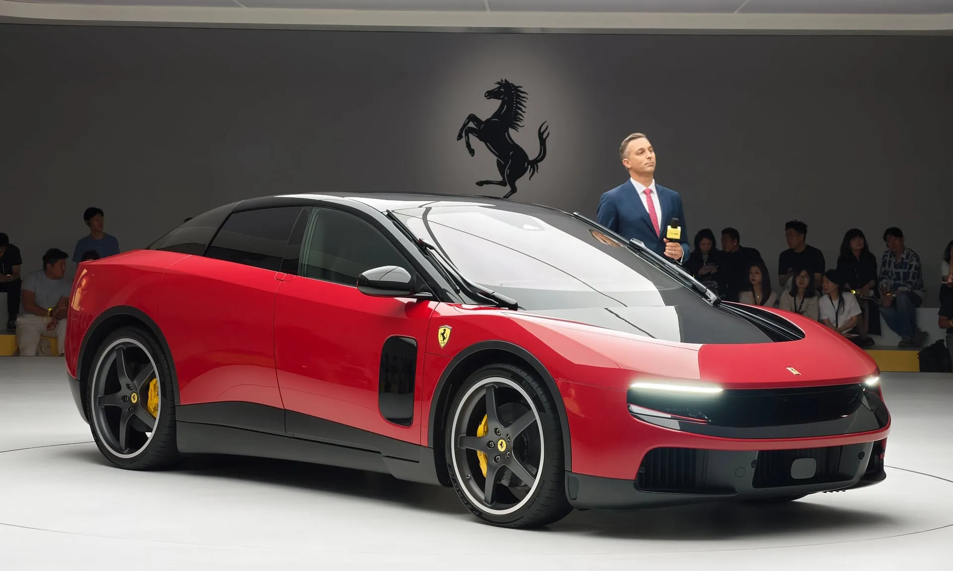 Ferrari Luce: Siêu sedan điện 586.600 USD cháy hàng tại Trung Quốc