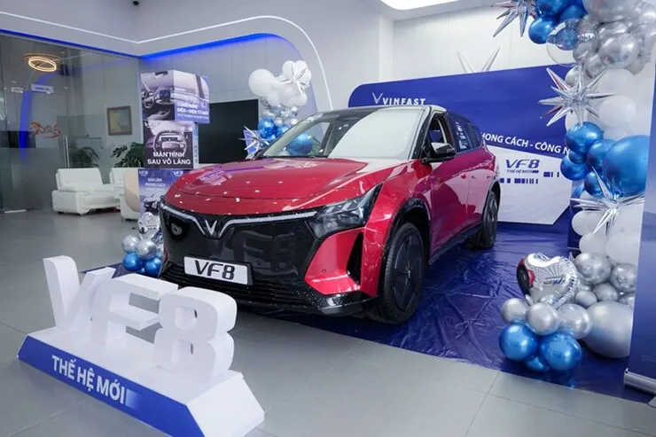 VinFast Giảm Giá Sốc Xe Điện: VF 8 Ưu Đãi 100 Triệu, VF 9 Lên Tới 170 Triệu