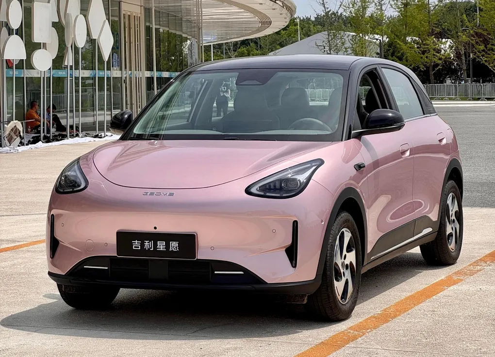 Ford và Geely hợp tác tại Tây Ban Nha: Sản xuất xe năng lượng mới, chia sẻ nhà máy