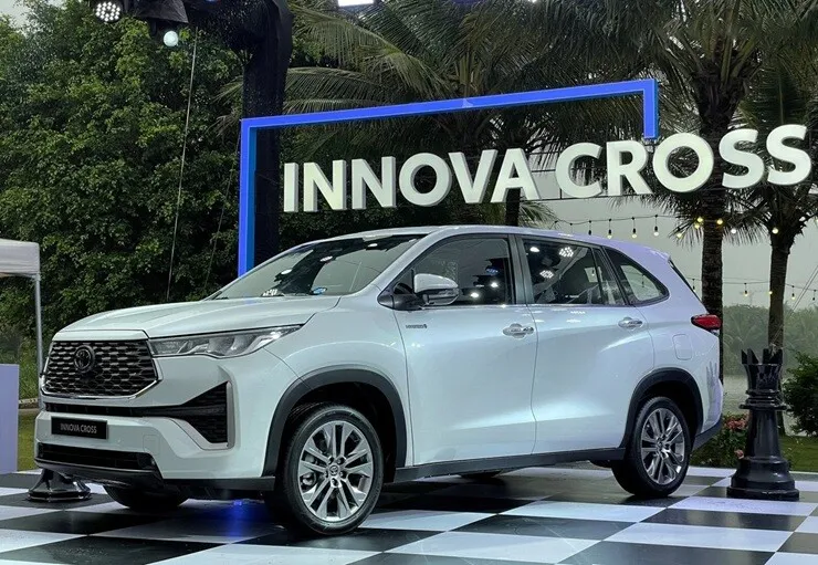 Top Xe 7 Chỗ Hybrid Tiết Kiệm Nhiên Liệu Tại Việt Nam