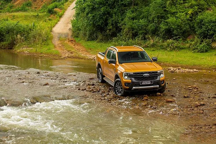 Ford Ranger 2026: Giá lăn bánh và ưu đãi tháng 7