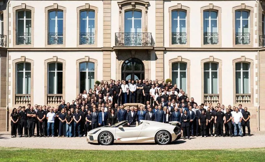 Bugatti Mistral Cuối Cùng: Khép Lại Kỷ Nguyên W16 Hùng Mạnh