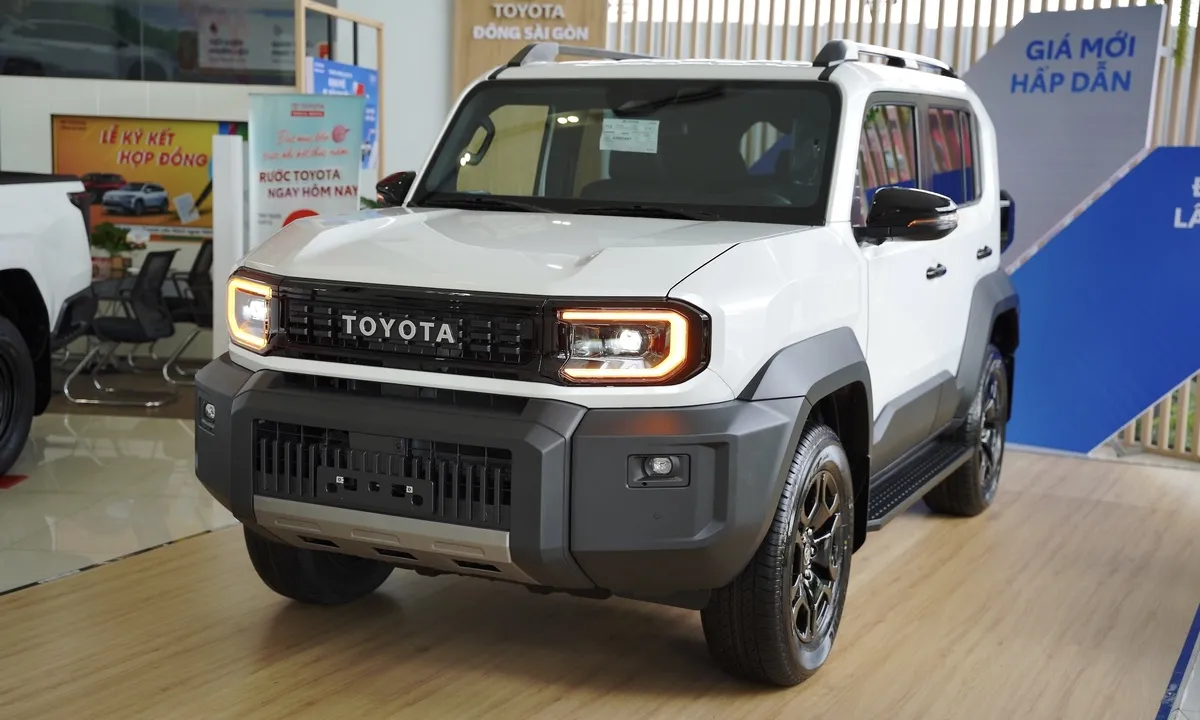 Toyota Land Cruiser FJ: SUV Off-road