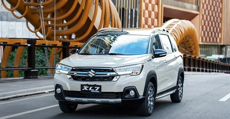 Suzuki XL7 Hybrid tháng 8/2026: Giá ưu đãi, giảm 100% lệ phí trước bạ