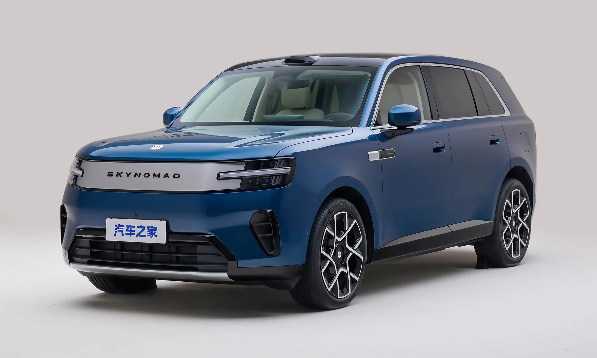 Xiaomi Skynomad N70: SUV EREV 5 chỗ, phạm vi 1.461 km, giá từ 31.300 USD