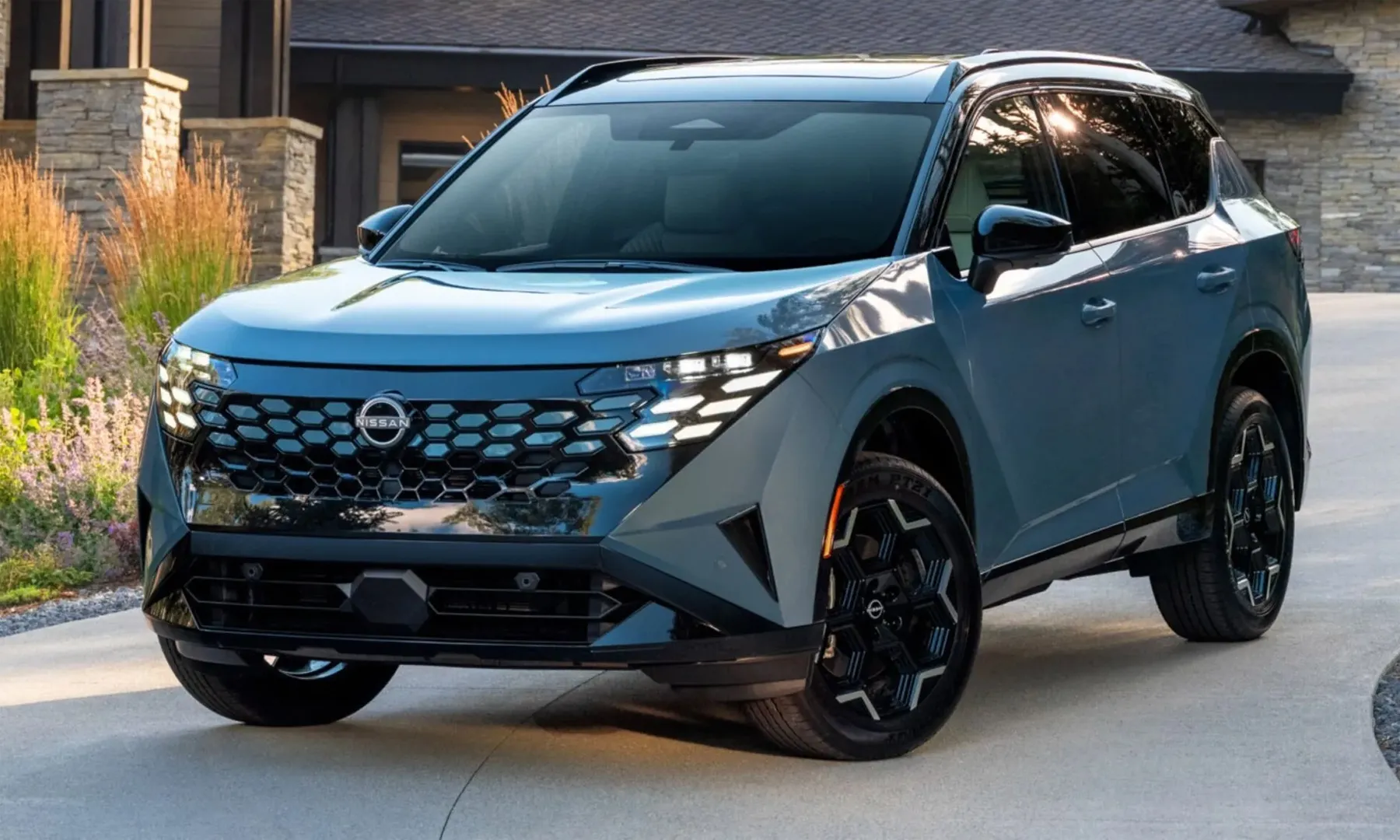 Nissan Rogue 2027 Hybrid: SUV công nghệ, cạnh tranh RAV4 Hybrid