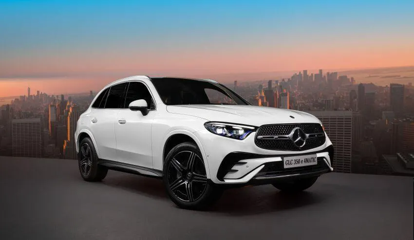 Mercedes-Benz GLC Plug-in Hybrid ra mắt: Giá gần 3 tỷ, xe điện 115km