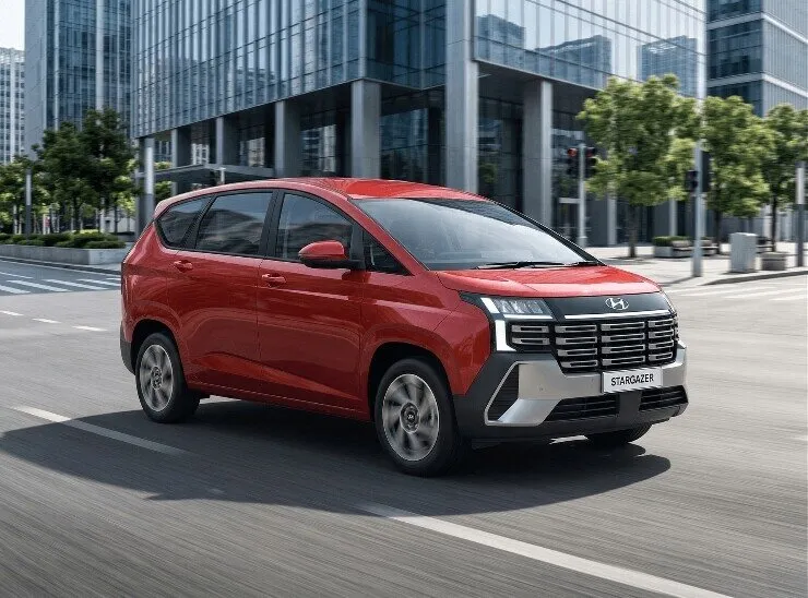 Hyundai Stargazer 7 chỗ: Không gian và hành lý khi đủ tải