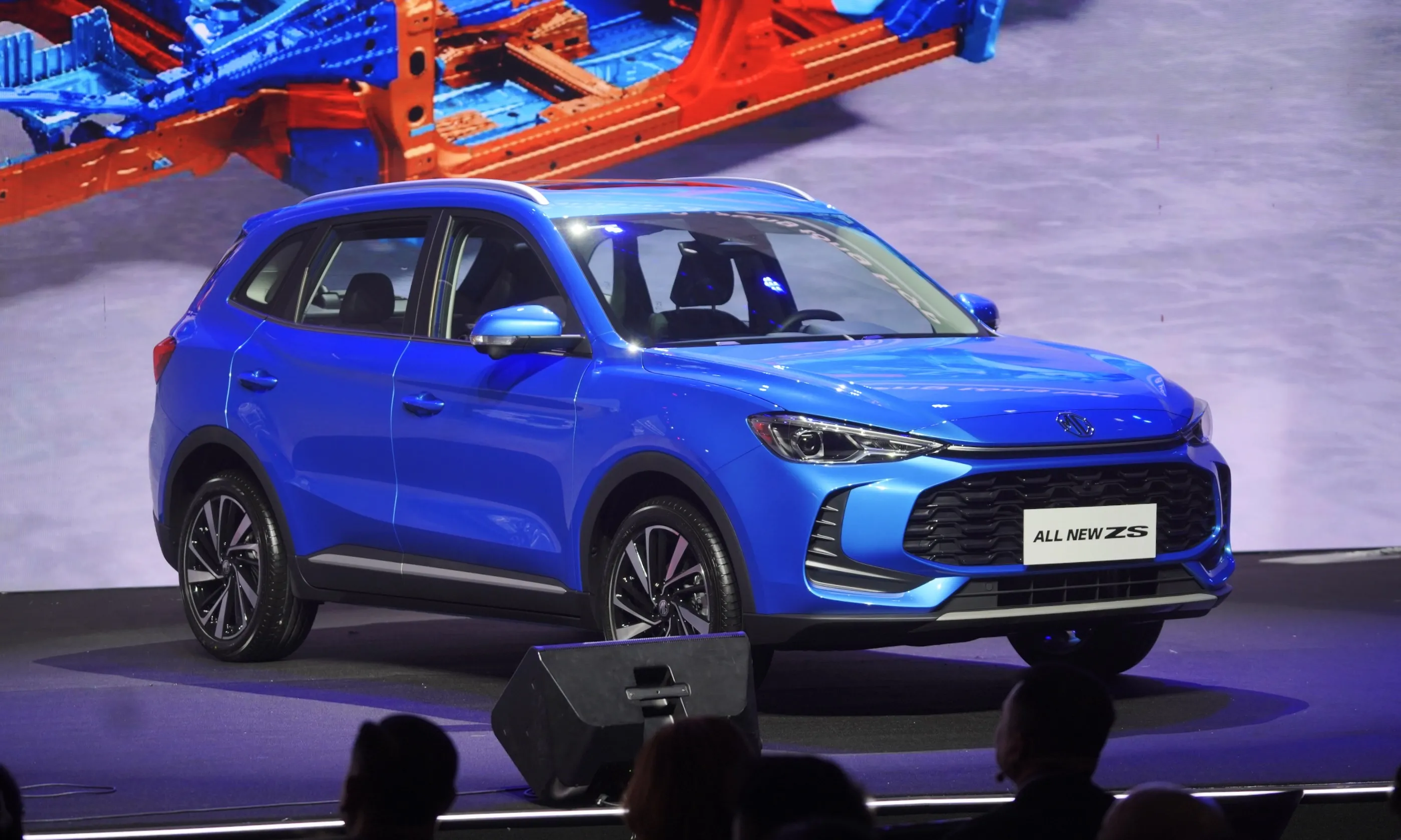 MG Việt Nam ra mắt GT và ZS mới: Giá từ 512 triệu, bản hybrid cạnh tranh
