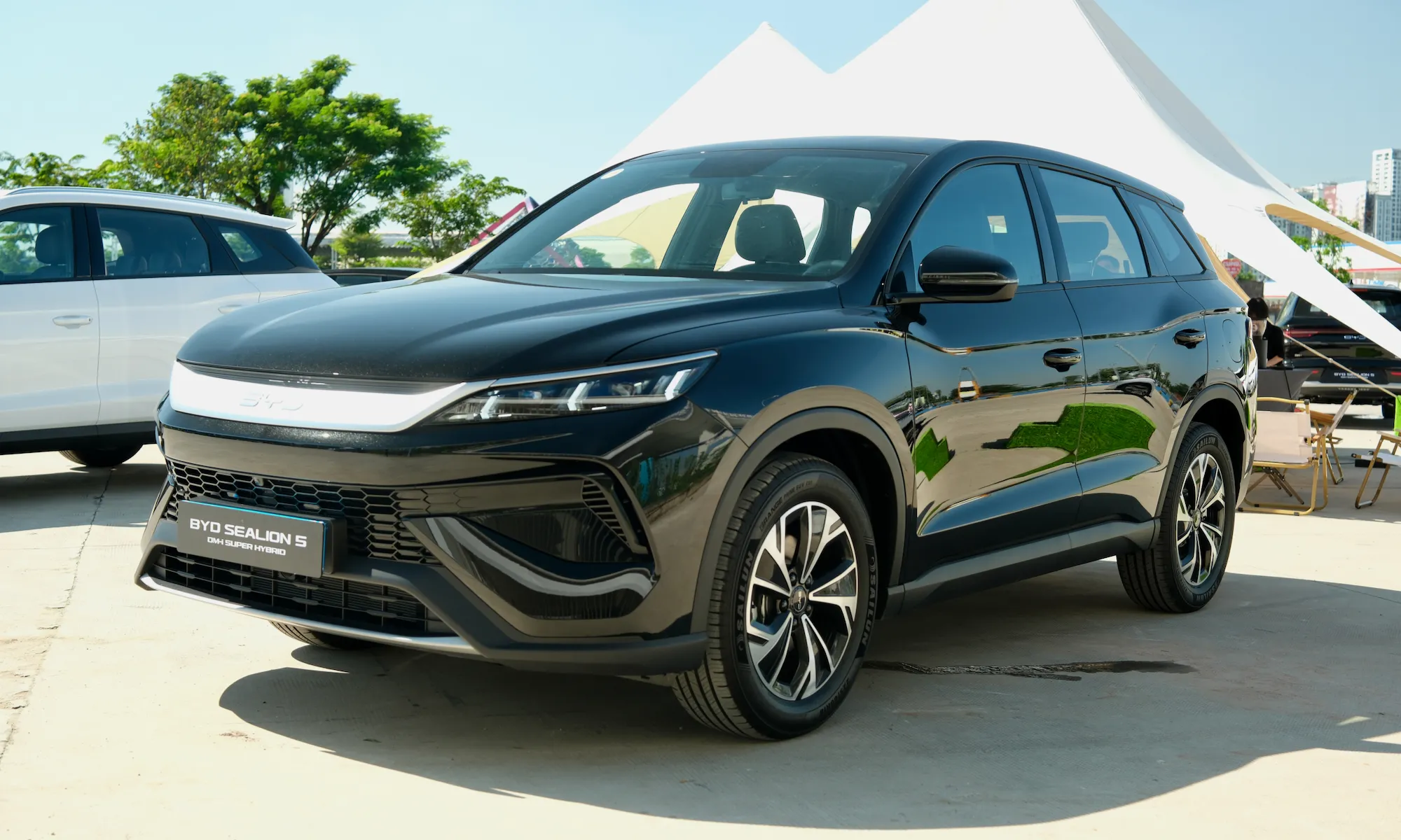 BYD Sealion 5 ra mắt: SUV gia đình 5 chỗ, giá từ 659 triệu đồng