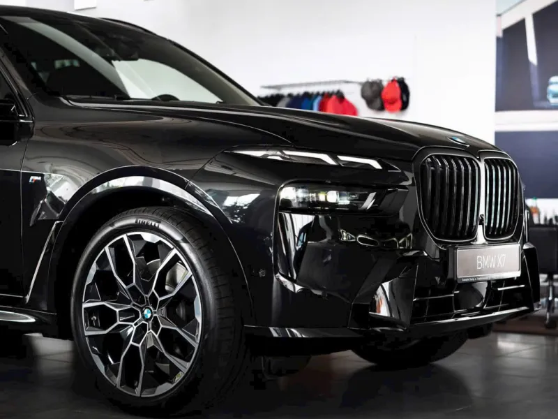 BMW X7 2025