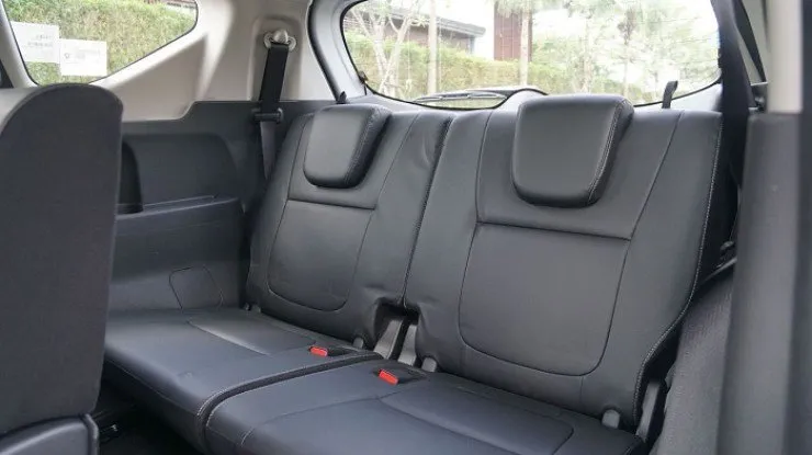So sánh hai dòng xe MPV Mitsubishi Xpander và Suzuki XL7 Hybrid - 7