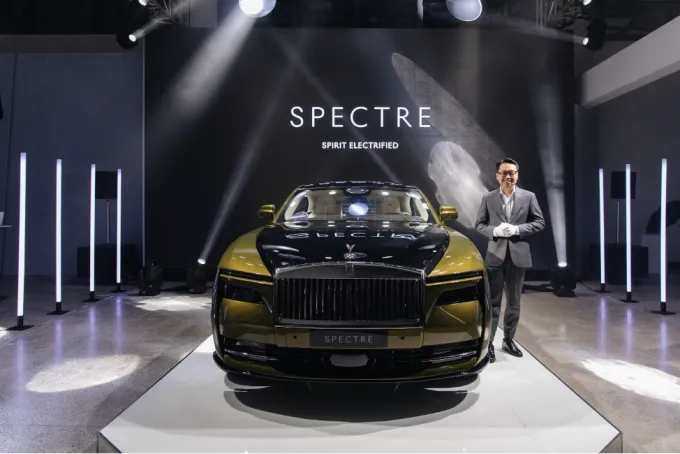 Spectre tại sự kiện ra mắt năm 2024.