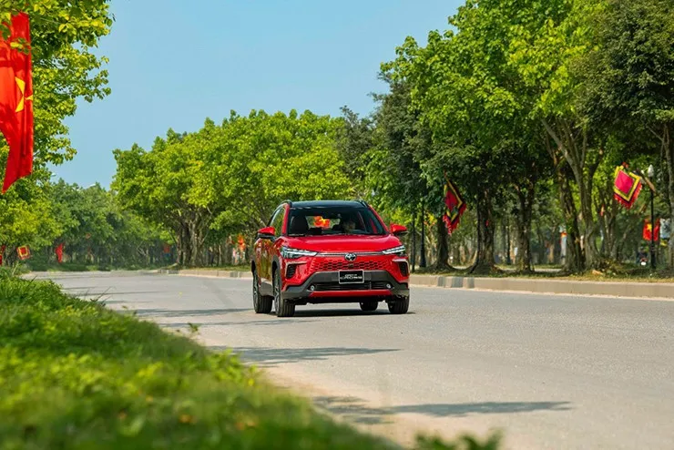 Giá xe Toyota Corolla Cross lăn bánh kèm ưu đãi tháng 5/2026 - 1