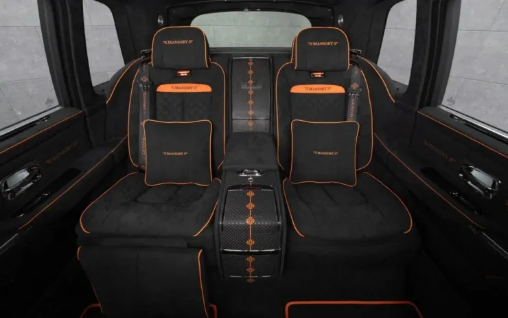 Rolls-Royce Cullinan “lột xác” với bản độ Mansory Emperor Signature - 10