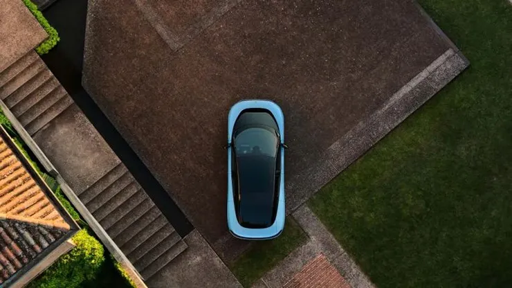 Ferrari trình làng siêu xe điện mạnh 1.035 mã lực, giá gần 16 tỷ đồng - 2