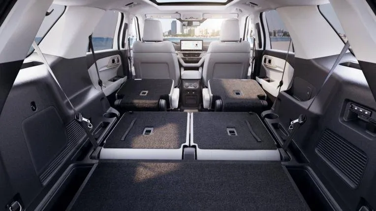 Ford Explorer mới sắp xuất hiện tại thị trường Mỹ - 3