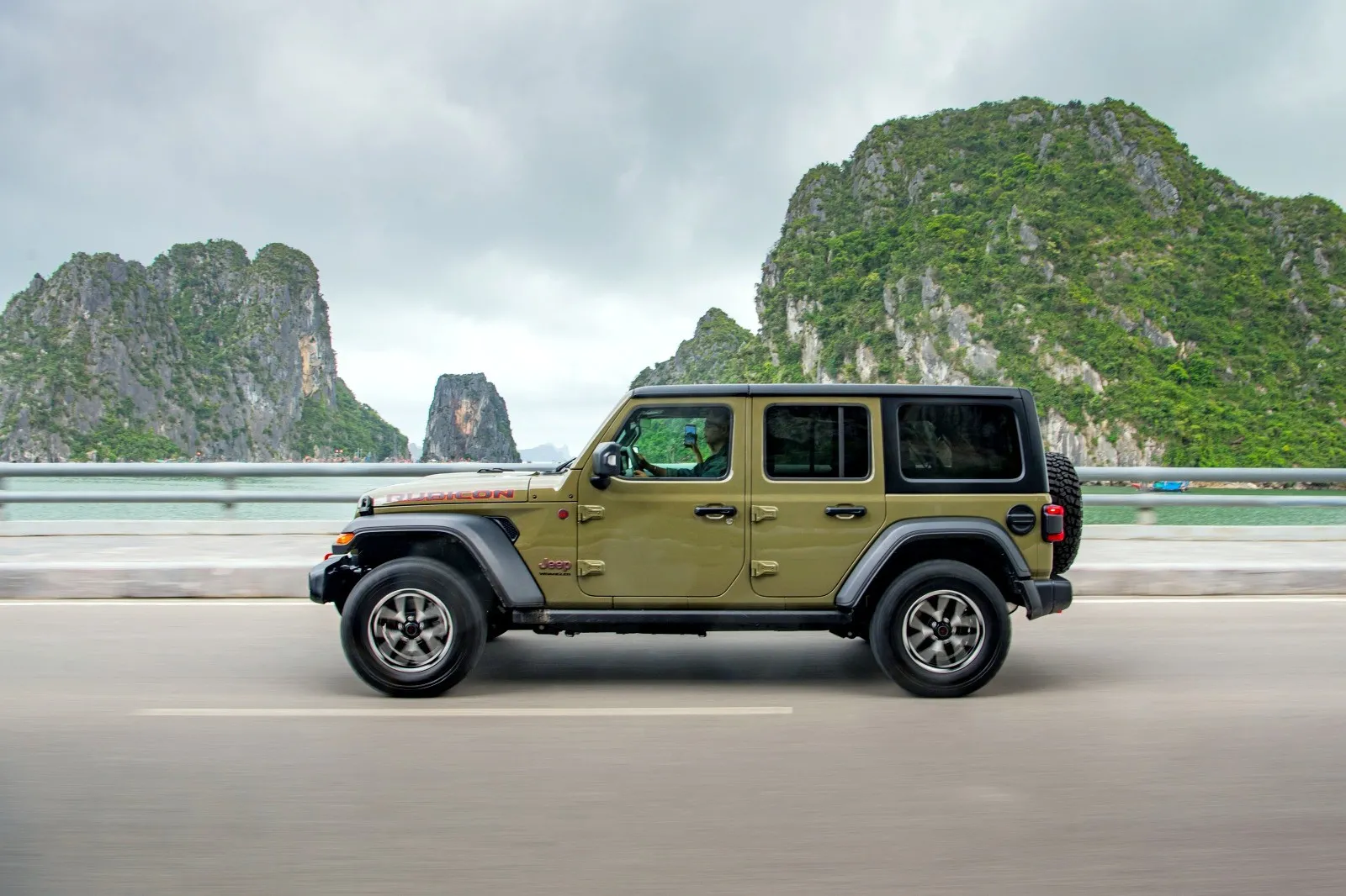 Jeep được phân phối chính hãng bởi Thaco Auto thông qua hệ thống Stellantis Brand House.