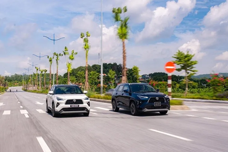 Giá xe Toyota Yaris Cross lăn bánh tháng 6/2026, ưu đãi 50% phí trước bạ - 7
