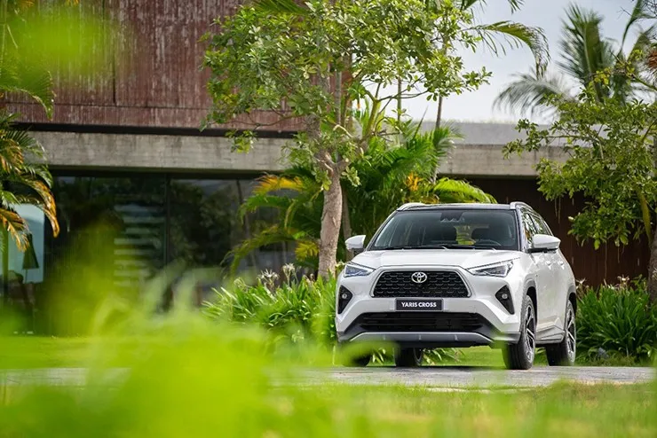Giá xe Toyota Yaris Cross lăn bánh tháng 6/2026, ưu đãi 50% phí trước bạ - 8
