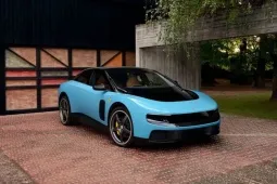 Ferrari trình làng siêu xe điện mạnh 1.035 mã lực, giá gần 16 tỷ đồng