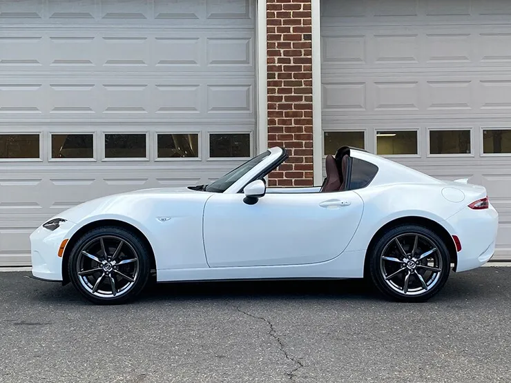 Mazda MX-5 RF nhận cọc tại Việt Nam, mui cứng kiểu Porsche, giá dưới 1,5 tỷ đồng - 3