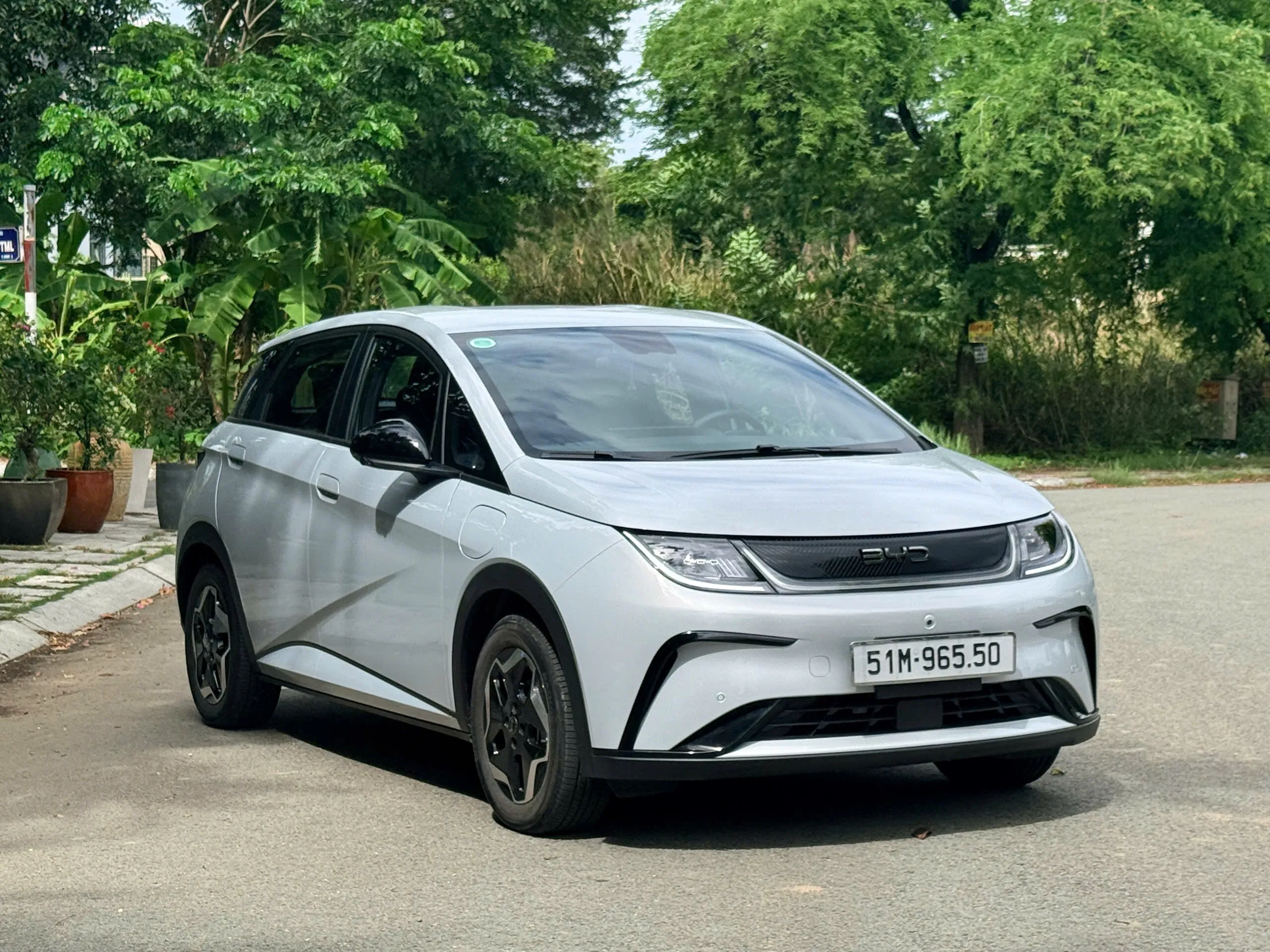 Xe được điều chỉnh đáng kể về kích thước&nbsp;chiều dài tổng thể của xe đạt 4.290 mm, tăng thêm 165 mm.