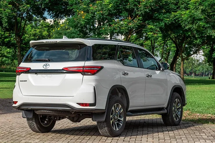 Giá xe Toyota Fortuner mới nhất tháng 6/2026 - 5