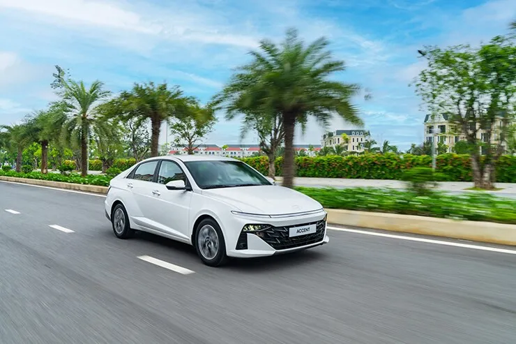 Giá xe Hyundai Accent lăn bánh kèm ưu đãi tháng 6/2026 - 8
