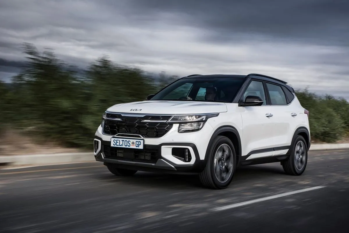 Hai mẫu SUV Kia tầm giá 1 tỷ nổi bật với loạt công nghệ an toàn hiện đại - 6