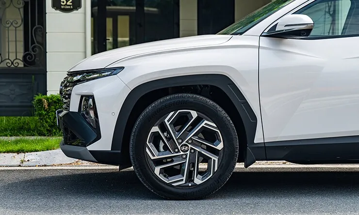 Giá xe Hyundai Tucson cập nhật tháng 6/2026, giảm 68 triệu đồng - 5