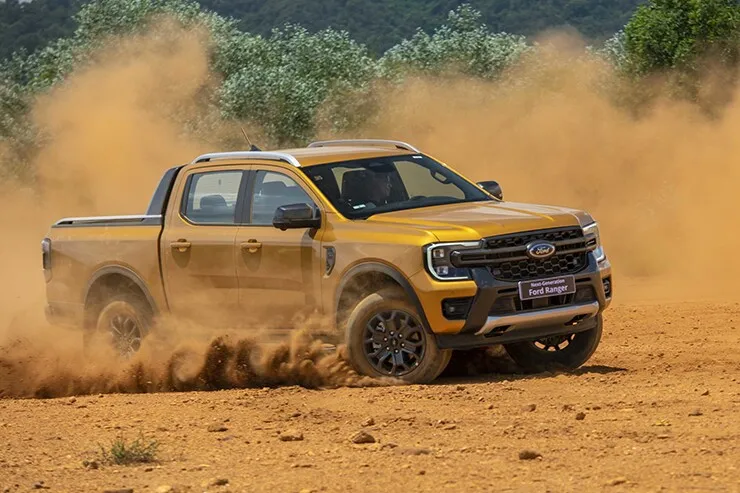 Giá xe Ford Ranger cập nhật tháng 6/2026 - 14