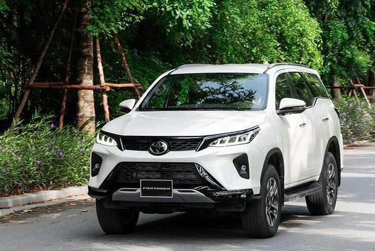 Toyota điều chỉnh giảm một số phiên bản xe tại Việt Nam - 3