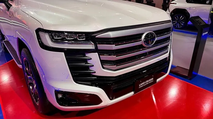 Toyota Land Cruiser Hybrid
