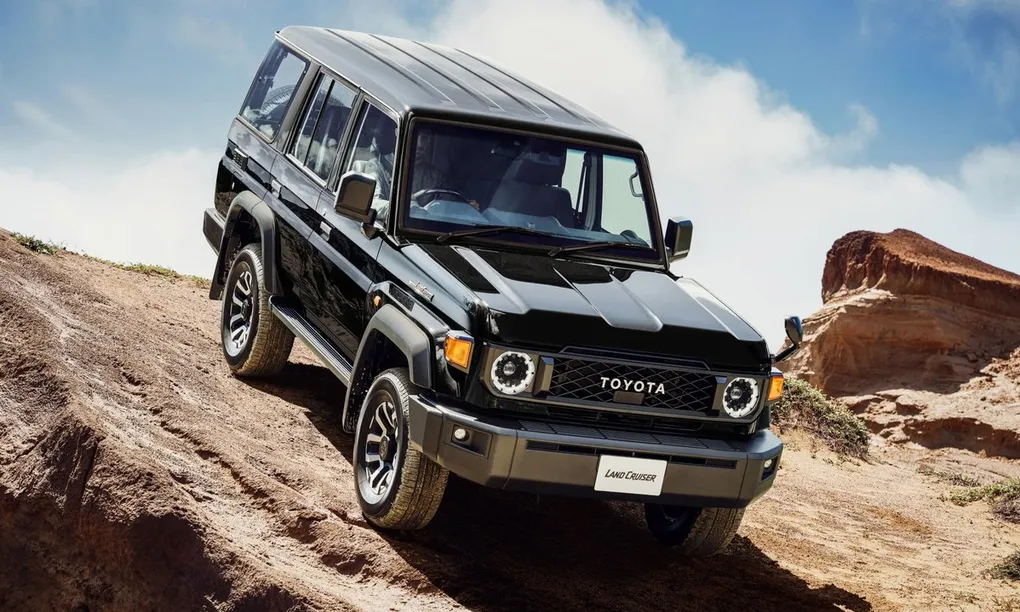 Toyota Land Cruiser 70 phiên bản tay lái nghịch. Ảnh: Toyota