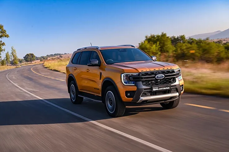 Giá xe Ford Everest lăn bánh kèm ưu đãi tháng 7/2026 - 13