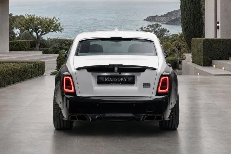 Rolls-Royce Phantom 