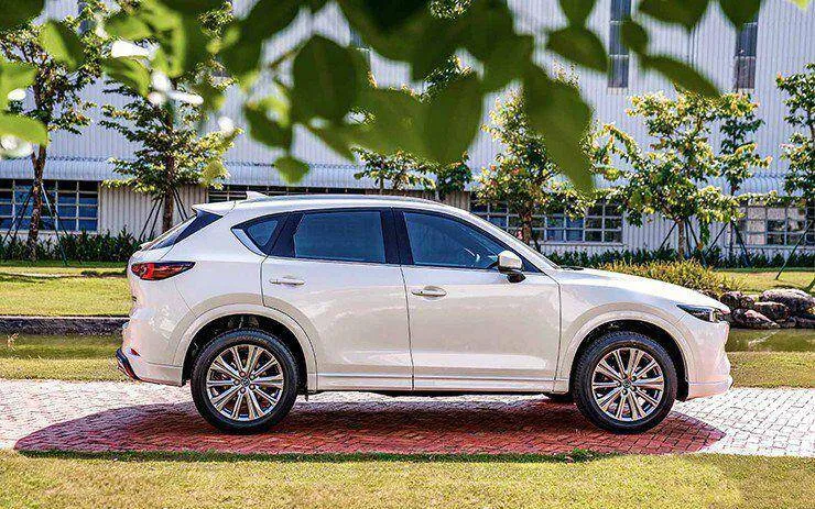 Mazda CX-5 liên tục giảm giá để tìm khách hàng mới - 2
