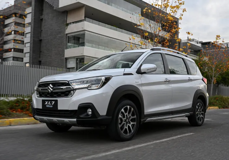 Suzuki XL7 Hybrid