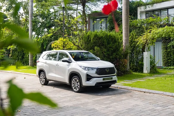 Giá xe Toyota Innova Cross lăn bánh kèm ưu đãi tháng 7/2026 - 3