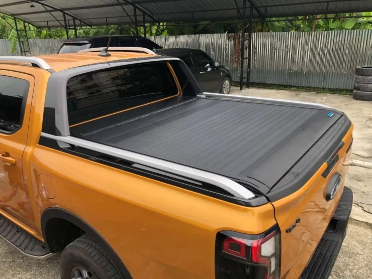Thùng xe bán tải (Pickup): Lắp/tháo nắp che khoang hàng, hoặc lắp thêm bậc bước chân&nbsp;không bị coi là cải tạo xe.