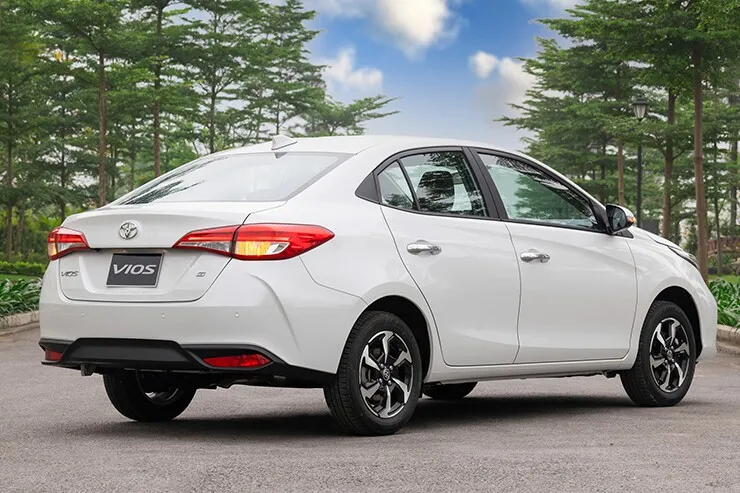Giá xe Toyota Vios tháng 8/2026, ưu đãi 100% lệ phí trước bạ - 7