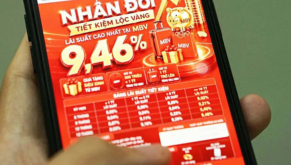 Poster giới thiệu lãi suất ưu đãi do nhân viên một ngân hàng dùng AI tạo. Ảnh: Phương Đông
